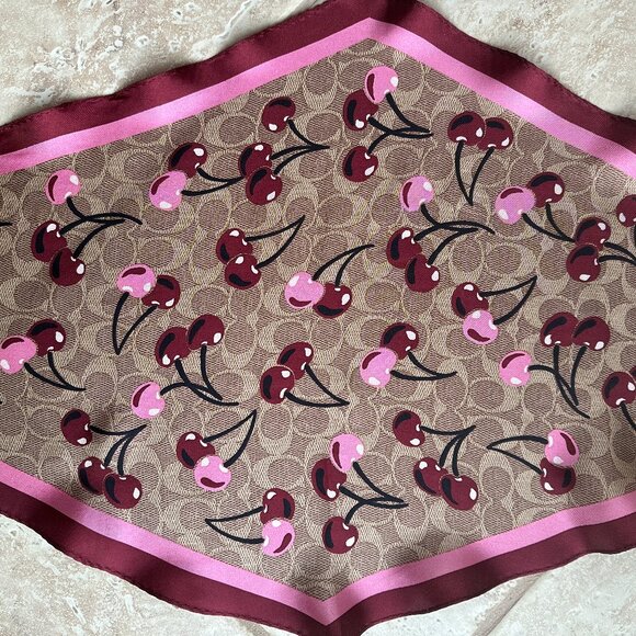 COACH SIGNATURE CHERRY SWIRL PRINT SILK DIAMOND SCARF:NWT TAN/MERLOT  CZ532 - Picture 5 of 10